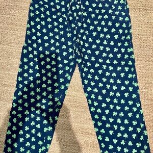 Men’s XL OLD NAVY LOUNGE PANTS 
GREEN CLOVERS NAVY BLUE
EXCELLENT USED CONDITION